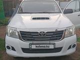 Toyota Hilux 2014 года за 8 500 000 тг. в Уральск