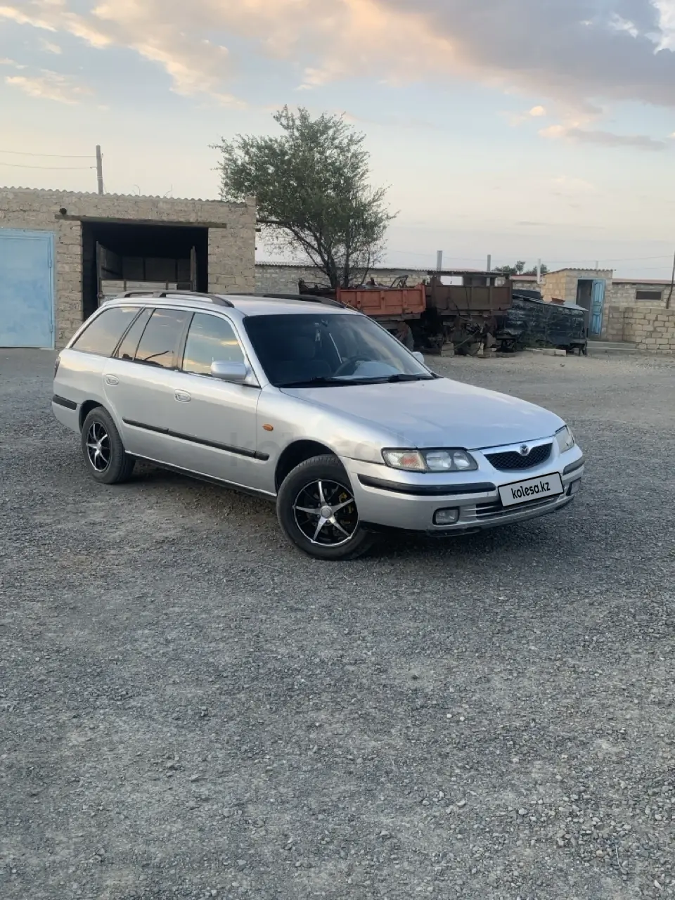 Mazda 626, 1999