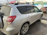 Toyota RAV4 2012 года за 8 200 000 тг. в Кокшетау – фото 2