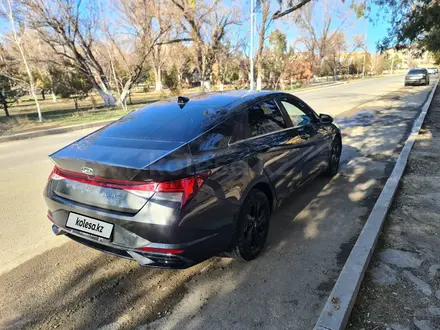 Hyundai Elantra 2021 года за 10 300 000 тг. в Кентау – фото 4