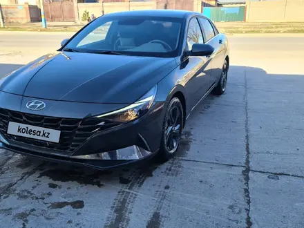 Hyundai Elantra 2021 года за 10 300 000 тг. в Кентау – фото 14