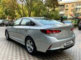 Hyundai Sonata 2021 года за 9 500 000 тг. в Шымкент – фото 5