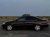 Toyota Camry 2004 года за 5 000 000 тг. в Айтеке би