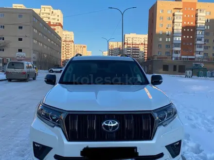 Toyota Land Cruiser Prado 2022 года за 45 900 000 тг. в Астана