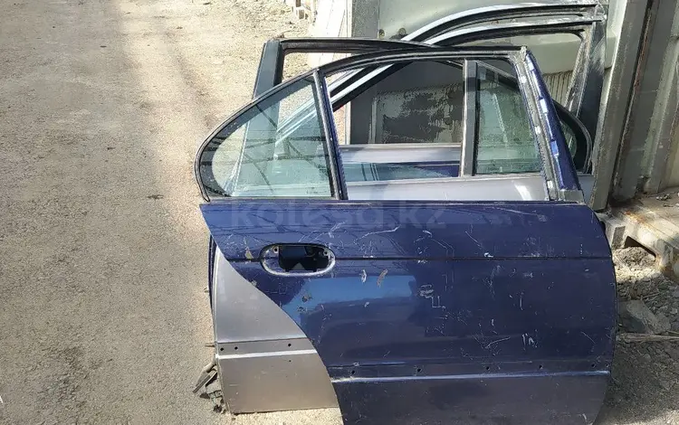 Дверь за 7 000 тг. в Караганда