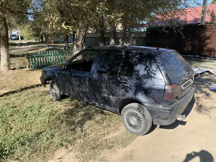 Volkswagen Golf 1992 года за 1 000 000 тг. в Актобе – фото 2