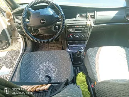Opel Vectra 1997 года за 1 333 000 тг. в Актобе – фото 6