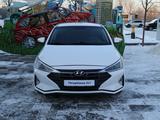 Hyundai Elantra 2020 годаfor7 900 000 тг. в Алматы – фото 2