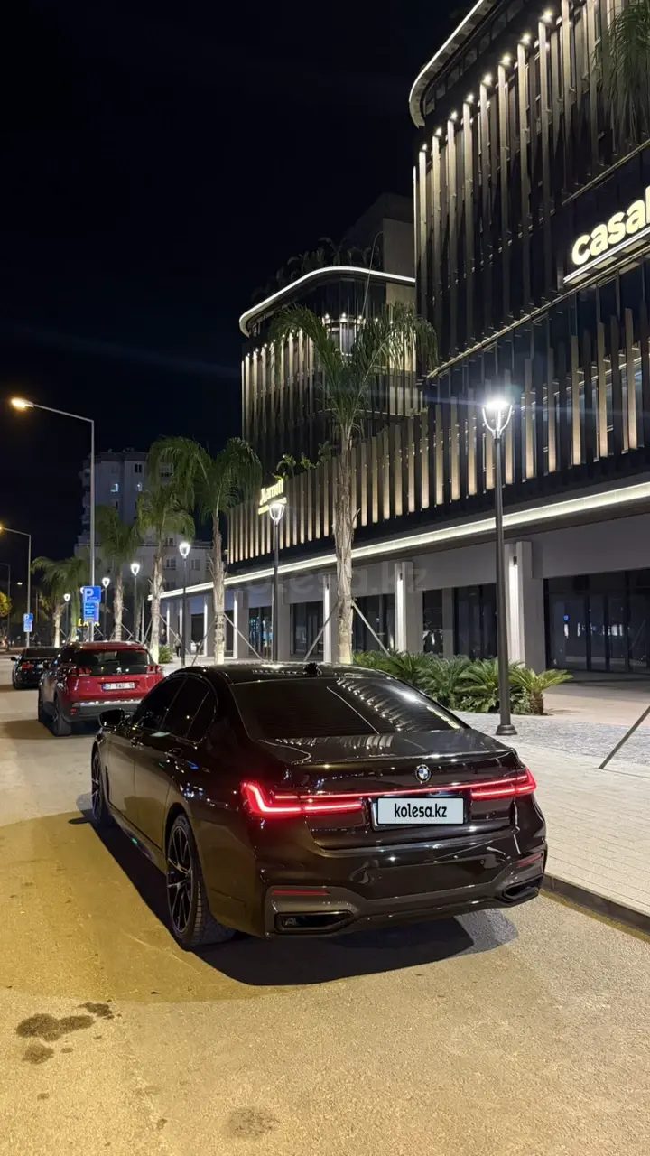BMW 7 Series, 2019