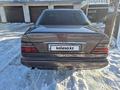 Mercedes-Benz E 220 1994 года за 2 999 999 тг. в Астана – фото 36