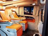Полная модернизация салона Mercedes-Benz Sprinter Бизнес-клас сАвиакресла в Другой город в Китае – фото 2