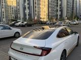Hyundai Sonata 2019 года за 11 000 000 тг. в Алматы – фото 4