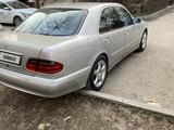 Mercedes-Benz E 320 2001 года за 5 800 000 тг. в Шымкент – фото 3