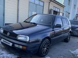 Volkswagen Golf 1993 годаfor2 300 000 тг. в Тараз