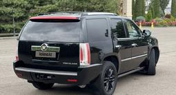 Cadillac Escalade 2013 года за 18 000 000 тг. в Алматы – фото 4