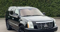 Cadillac Escalade 2013 года за 18 000 000 тг. в Алматы