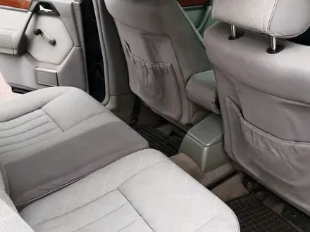 Mercedes-Benz E 220 1995 года за 2 250 000 тг. в Алматы – фото 4