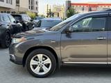 Toyota Highlander 2012 года за 9 900 000 тг. в Шымкент – фото 5