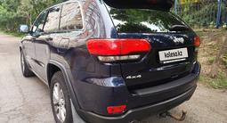 Jeep Grand Cherokee 2013 года за 13 890 000 тг. в Усть-Каменогорск