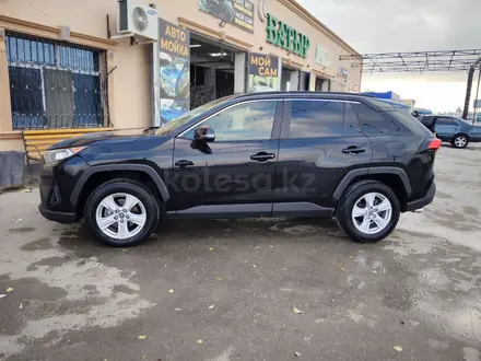 Toyota RAV4 2019 года за 14 000 000 тг. в Актау – фото 9