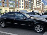 Mercedes-Benz E 320 2003 годаfor5 100 000 тг. в Астана – фото 4