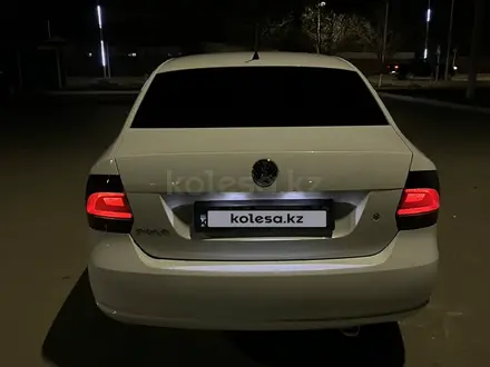 Volkswagen Polo 2014 года за 4 100 000 тг. в Атырау – фото 6