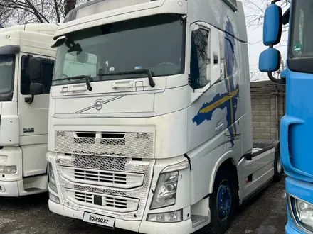 Volvo  FH 2016 года за 35 500 000 тг. в Алматы