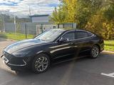 Hyundai Sonata 2021 года за 10 999 999 тг. в Астана – фото 2