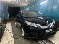 Toyota Sienna 2015 годаүшін11 000 000 тг. в Атырау