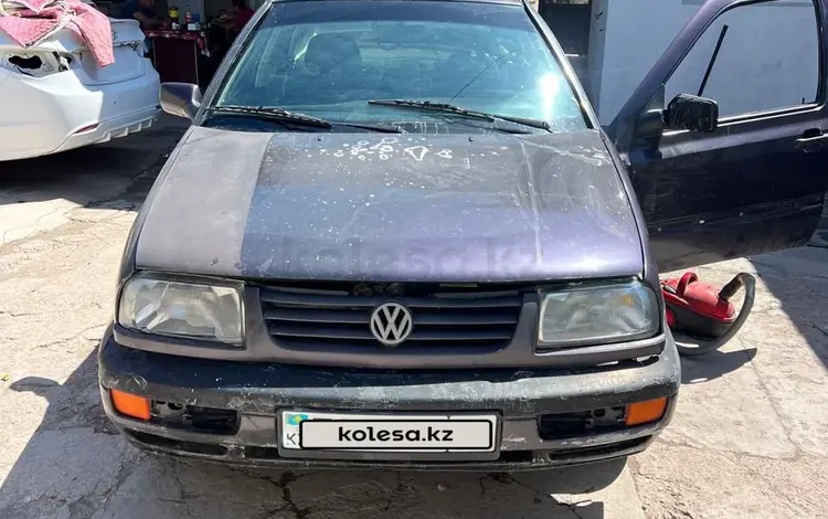 Volkswagen Vento 1993 года за 600 000 тг. в Тараз