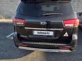 Kia Carnival 2017 года за 11 500 000 тг. в Шымкент – фото 2
