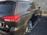 Kia Carnival 2017 года за 11 500 000 тг. в Шымкент – фото 3