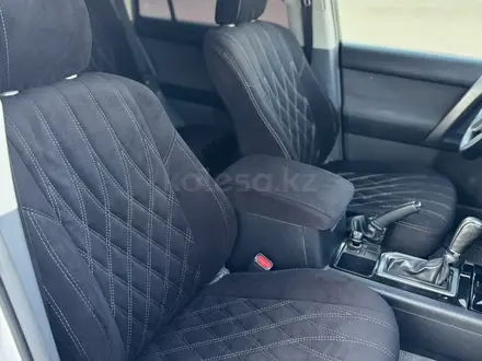 Toyota Land Cruiser Prado 2011 года за 13 300 000 тг. в Караганда – фото 11