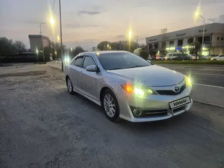 Toyota Camry 2014 года за 9 200 000 тг. в Алматы – фото 4