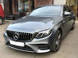 Решетка GT передняя на бампер W 213 за 100 000 тг. в Алматы – фото 3