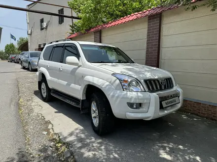 Toyota Land Cruiser Prado 2005 года за 14 000 000 тг. в Шымкент