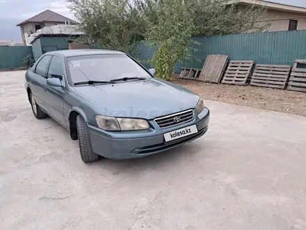 Toyota Camry 2000 года за 3 400 000 тг. в Алматы – фото 14