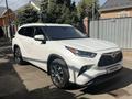 Toyota Highlander 2022 годаүшін21 700 000 тг. в Алматы – фото 2