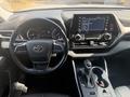 Toyota Highlander 2022 годаүшін21 700 000 тг. в Алматы – фото 7
