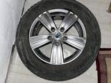 Зимние шины с дисками за 140 000 тг. в Атырау – фото 2