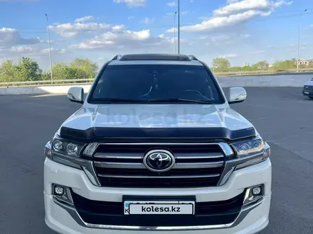 Toyota Land Cruiser 2018 года за 37 000 000 тг. в Караганда