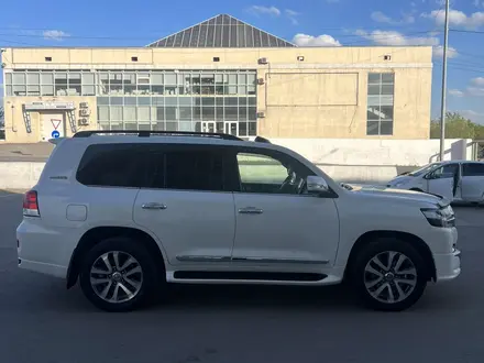 Toyota Land Cruiser 2018 года за 37 000 000 тг. в Караганда – фото 5