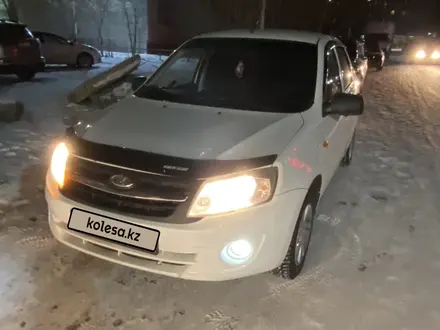 ВАЗ (Lada) Granta 2190 2013 года за 2 650 000 тг. в Семей – фото 3