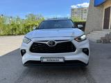 Toyota Highlander 2022 года за 18 300 000 тг. в Астана – фото 2