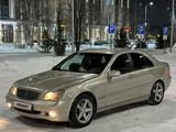 Mercedes-Benz C 180 2001 годаfor3 250 000 тг. в Караганда – фото 3