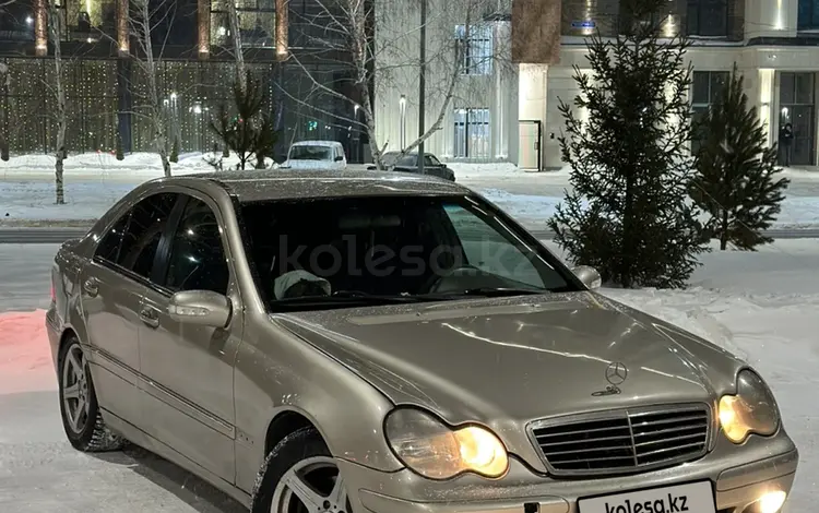 Mercedes-Benz C 180 2001 годаfor3 250 000 тг. в Караганда