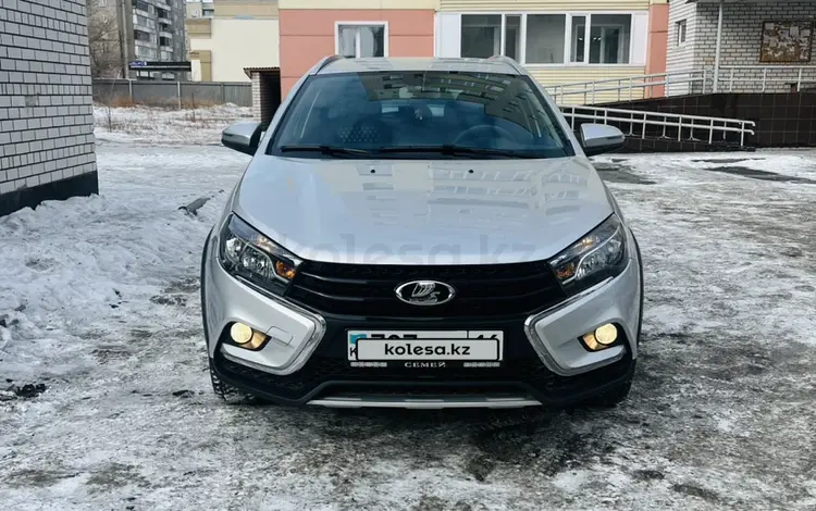 ВАЗ (Lada) Vesta SW Cross 2021 годаүшін7 700 000 тг. в Семей