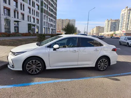 Toyota Corolla 2021 года за 9 790 000 тг. в Астана – фото 2