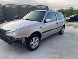 Volkswagen Golf 1993 годаүшін1 350 000 тг. в Усть-Каменогорск – фото 3