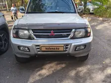 Mitsubishi Montero, 2000